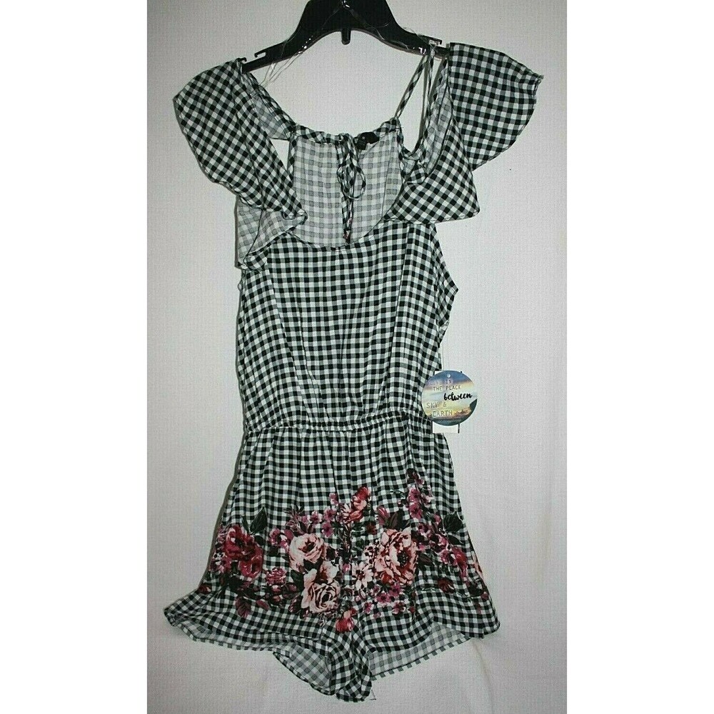 BeBop Juniors' Flutter Cold Shoulder Sleeve Romper Jumpsuit Size Medium